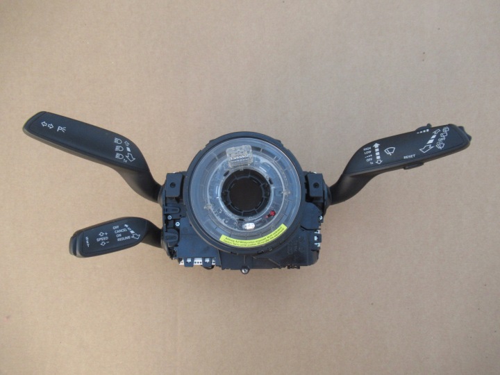 AUDI Q5 8R LIFT COMMUTATEUR COMPOSITE BANDE 4G8953502AD