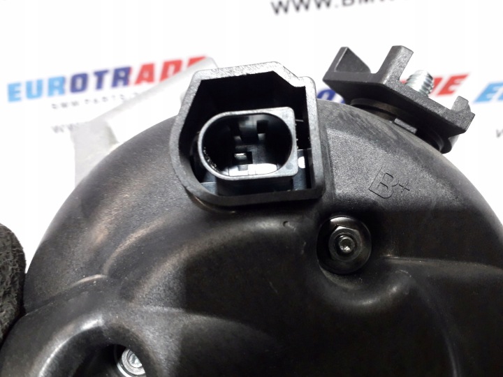 BMW M5 F10 M6 F06 F12 F13 X5M F85 X6M F86 ALTERNATEUR 7606628 20 KM