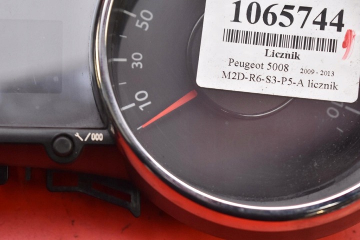 COMPTEUR TABLEAU DE BORD EUROPE 9666174880 PEUGEOT 5008 1 I 1.6 VTI 120 KM 09-13