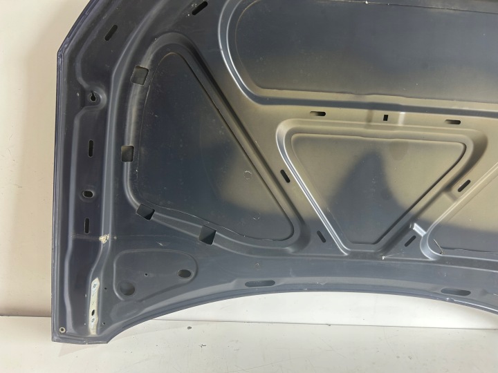VOLKSWAGEN VW SCIROCCO CAPOT COUVERCLE MOTEUR 1K8823155