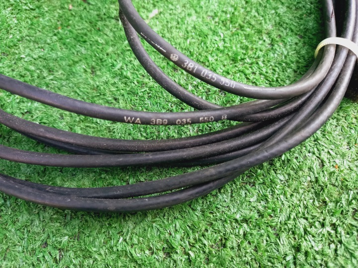 VW PASSAT B5 COMBI UNIVERSEL FAISCEAU DE CÂBLES ANTENNE CÂBLE FIL D'ANTENNE ORIGINAL