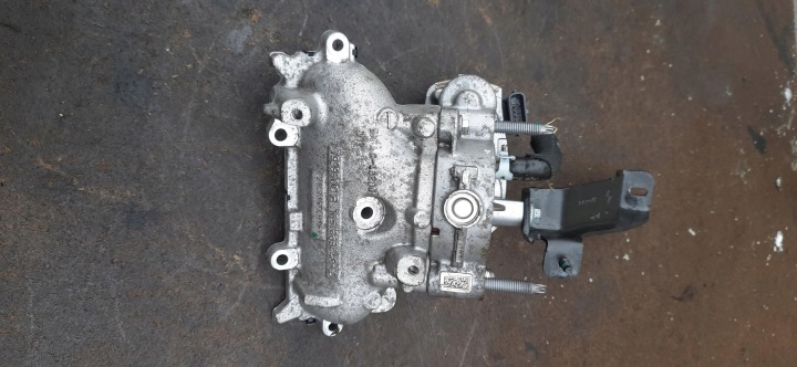 PAPILLON DES GAZ COLLECTEUR ADMISSION 2.0DCI RENAULT TRAFIC III 161A05894R 165786344R