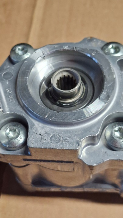POMPE AMPLIFICATEUR DIRECTION VW TOUAREG PORSCHE CAYENNE 7P5422153