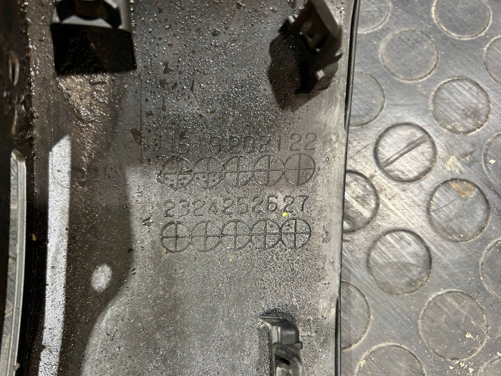 MAZDA CX30 CX-30 19- MOULURE REVÊTEMENT LATÉRALE PARE-CHOCS DROITE AVANT AVANT