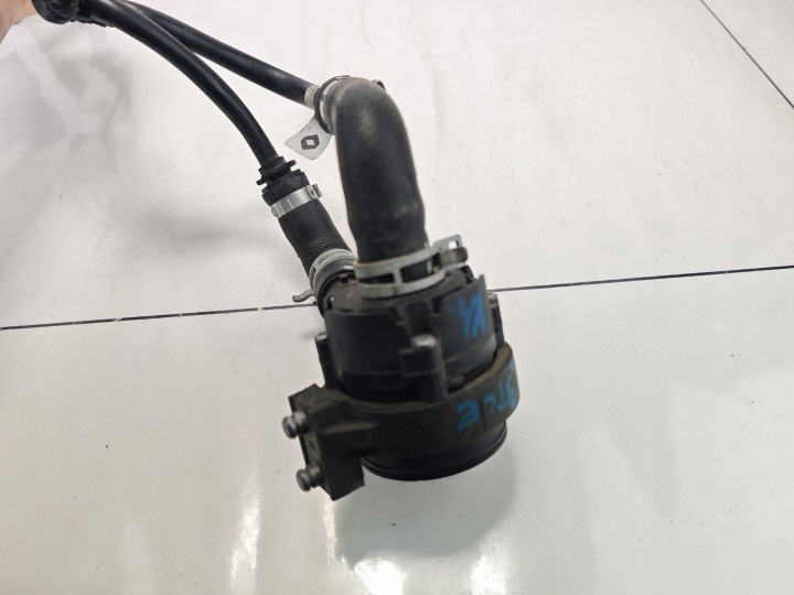 RENAULT MEGANE IV 4 POMPE CIRCULATION EAU 144B06803R