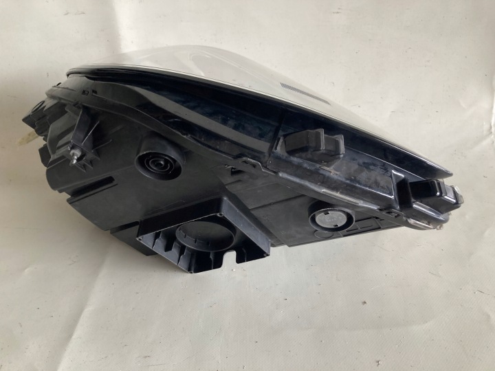 FORD PUMA MK2 LED PHARE DROITE LED L1TB-13E014-EH