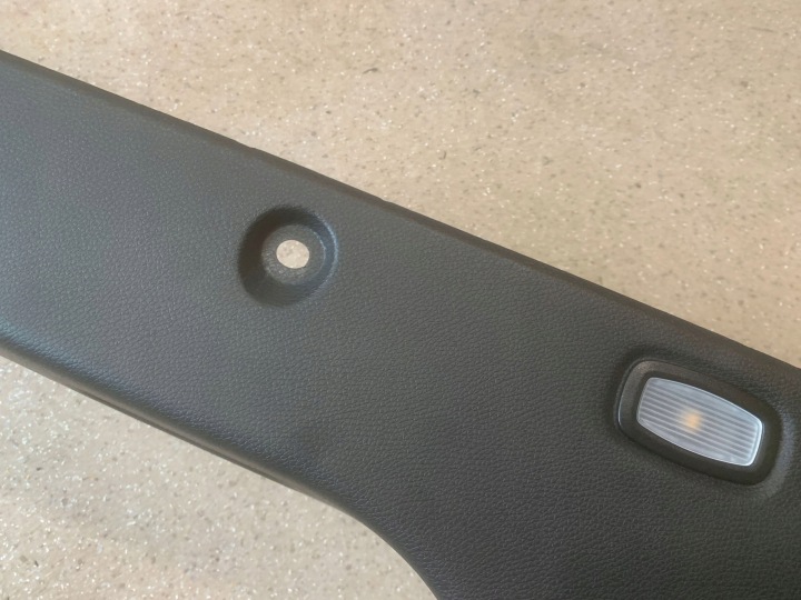 ÉLÉMENT GARNITURE DE PORTE COUVERCLES DE COFFRE ARRIÈRE MERCEDES-BENZ E W238 A2387500000