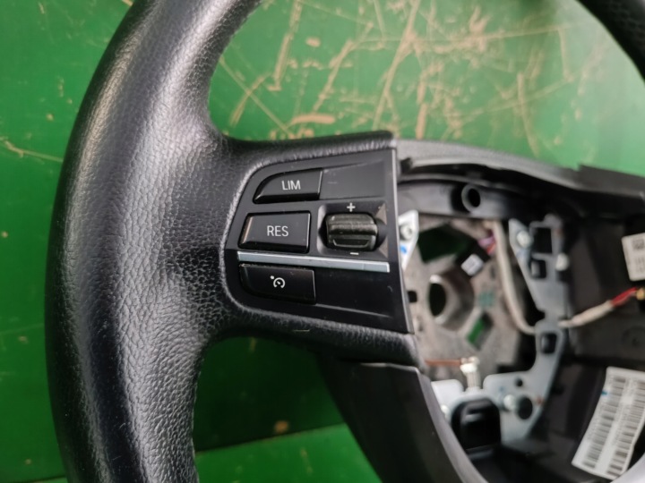 VOLANT CUIR MULTIFONCTION BMW F10 F11 F01 F07 40297251 6790886 SUPER