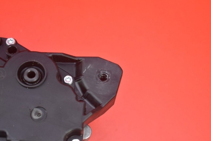 PETIT MOTEUR ESSUIE-GLACES ARRIÈRE 0390201213 BMW F11 09-13