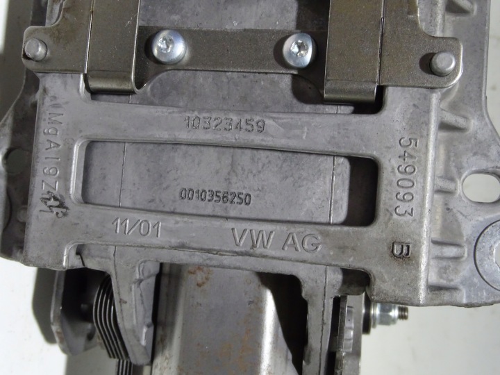 COLONNE DIRECTION CONTACTEUR D'ALLUMAGE AUDI A3 8P LIFT