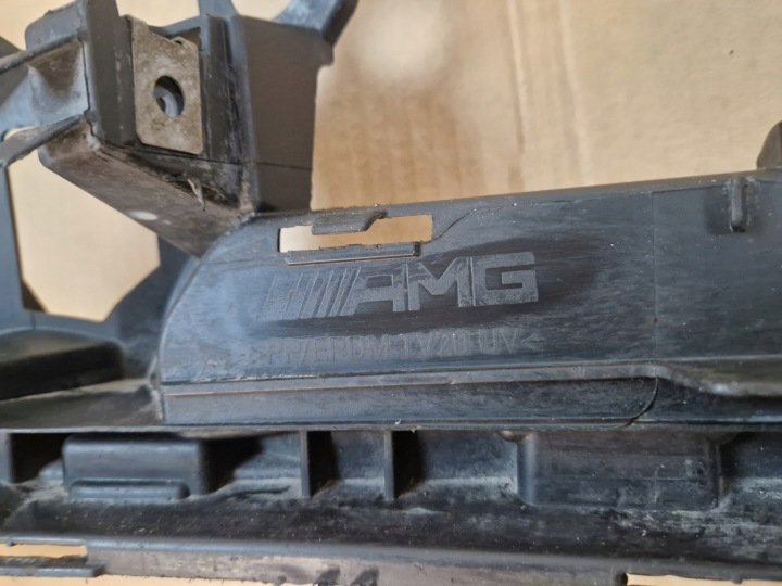 MERCEDES W213 E CLASSE AMG RENFORCEMENT PARE-CHOCS AVANT AVANT A2138852500