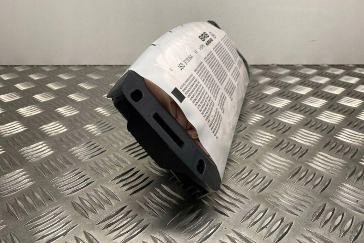 COUSSIN AIRBAG PASSAGER MERCEDES-BENZ C (W204) 2048601200 2.14L DIESEL