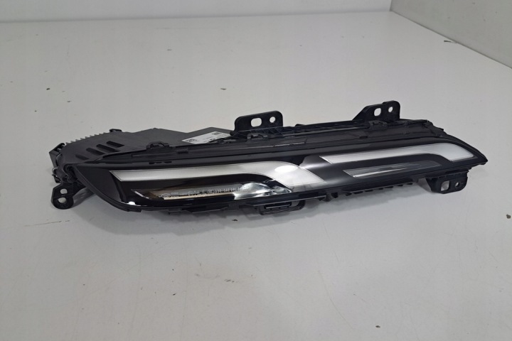 ENSEMBLE PHARE AVANT BMW 7 (G70) 5A5F5A1 2024