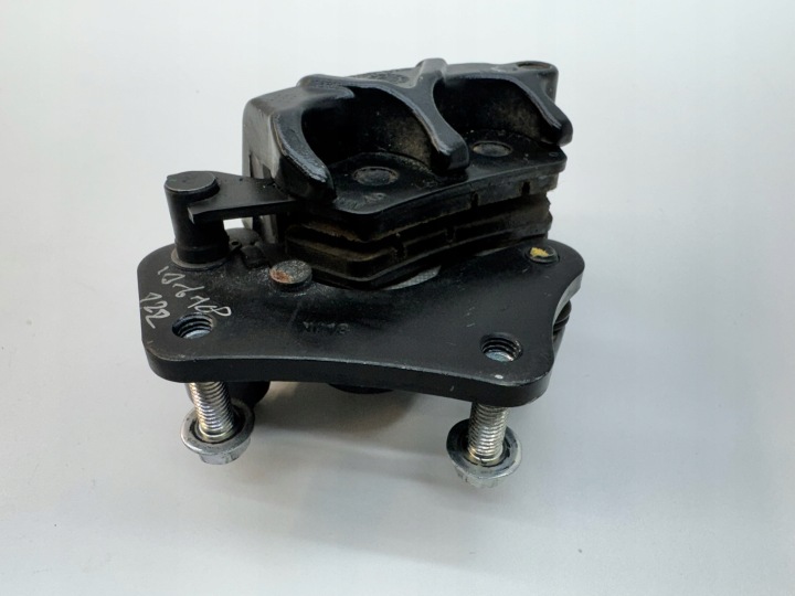 ÉTRIER DE FREIN DE FREIN FREIN AVANT SUZUKI GSXS GSXR 125 20R