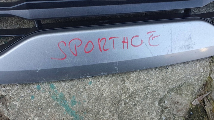 KIA SPORTAGE 3 III 10- GRILLE CALANDRE RADIATEUR