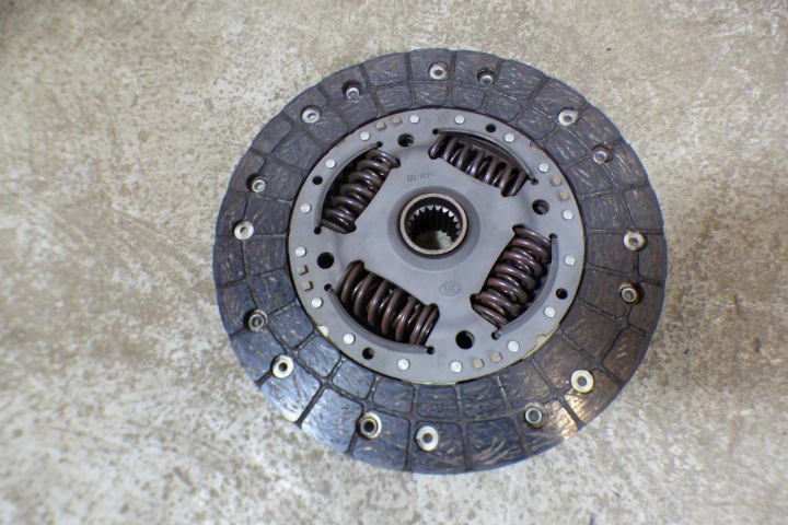 EMBRAYAGE KOLO COLLIER ST.BDB ORIGINAL 40TYS TOYOTA COROLLA XII E21 1.5VVTI