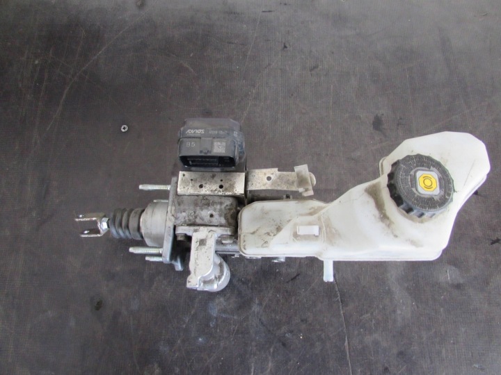 SERVO POMPE DE FREIN TOYOTA COROLLA E21 19-23