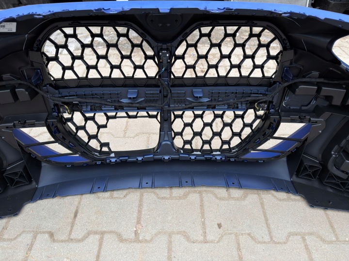 PARE-CHOCS AVANT AVANT BMW 4 G26 KIT COULEUR C6R