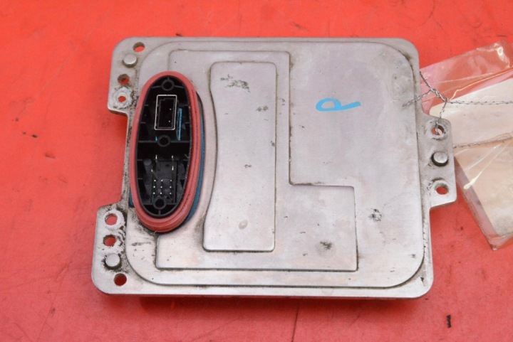 CONVERTISSEUR XÉNON XÉNON GAUCHE A2129007804 MERCEDES E-KLASA W212 09-13