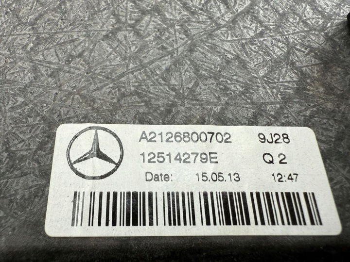 MERCEDES-BENZ E W212 2011 REVÊTEMENT COUVERCLES DE COFFRE