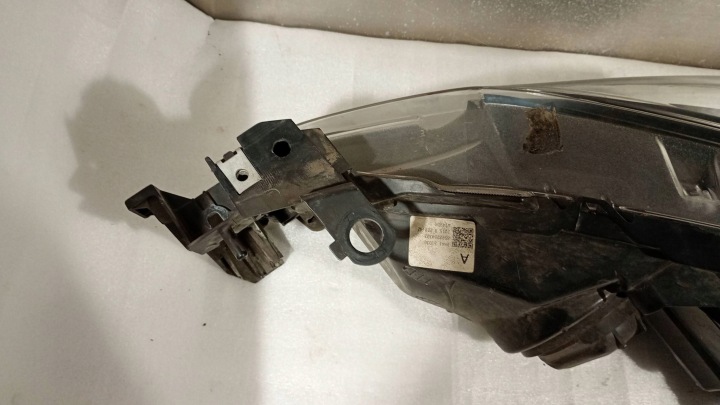 MAZDA 3 III BM 13-18 PROJECTEUR PHARE DROIT AVANT AVANT DROITE C507