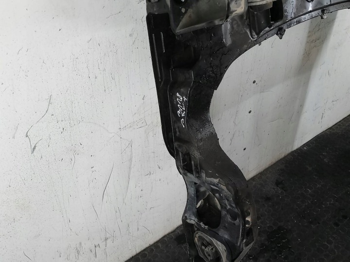 WOZEK,TRAWERS AVANT MERCEDES-BENZ CLASSE A W169 A1696200687 2.0