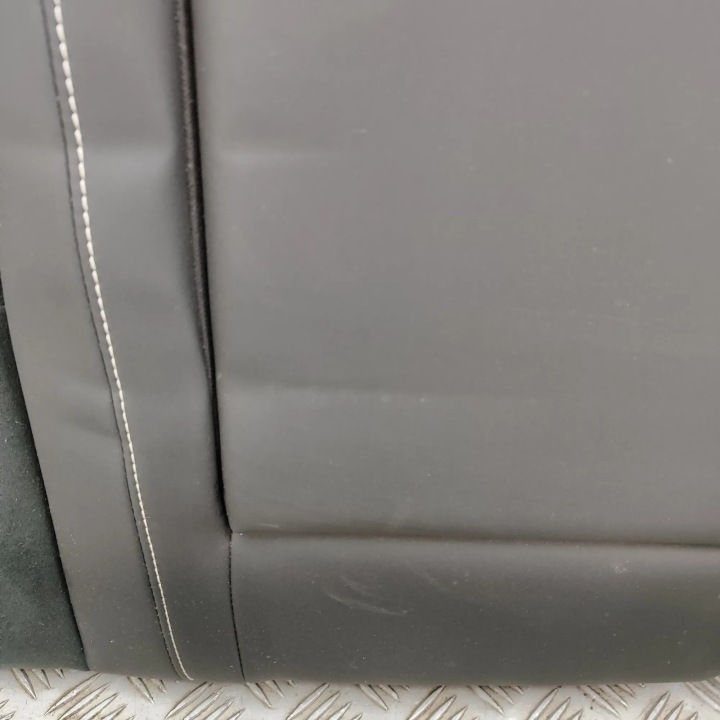BANQUETTE ARRIÈRE ARRIÈRE VOLVO XC40 (536) 32367366 33542048 2.0L 120KW 2024