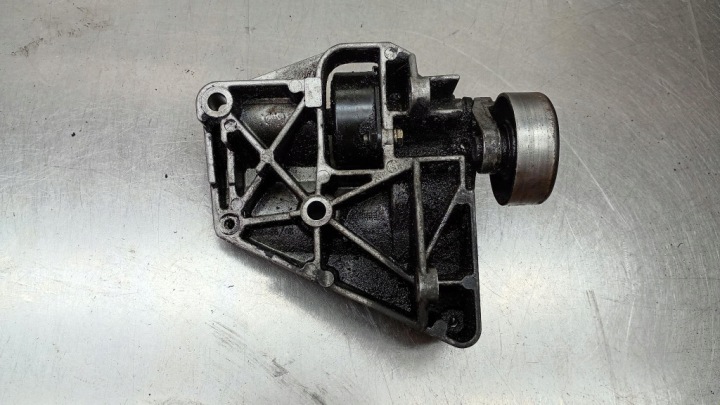POIGNÉE COMPRESSEUR CLIMATISATION 2247388 BMW E46 2.0D M47