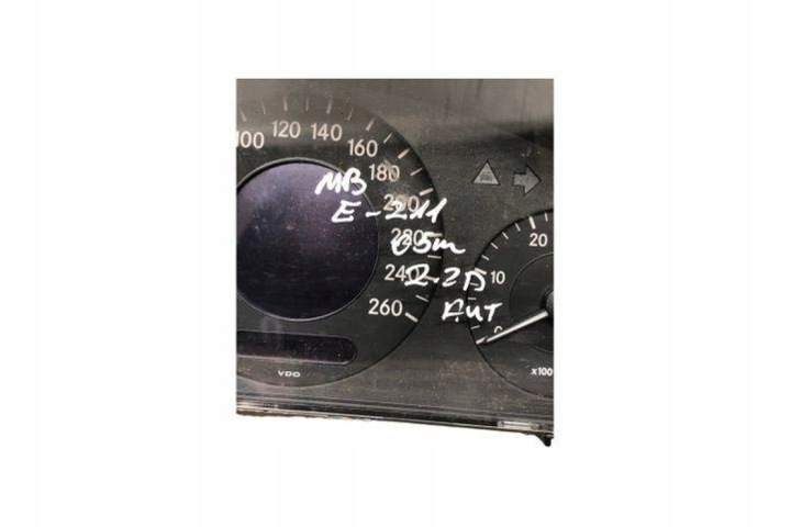 COMPTEUR MERCEDES-BENZ E (W211) A2115400411 2.2L DIESEL 75KW 2003