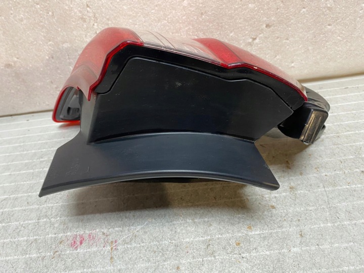 PHARE DROITE ARRIÈRE TOYOTA YARIS III 3 LIFT DROIT ARRIÈRE 52155-0D220