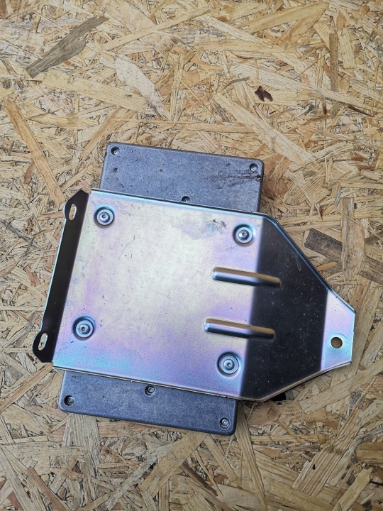 CHEROKEE WK2 AMPLIFICATEUR MODULE 68234112AD HARMAN
