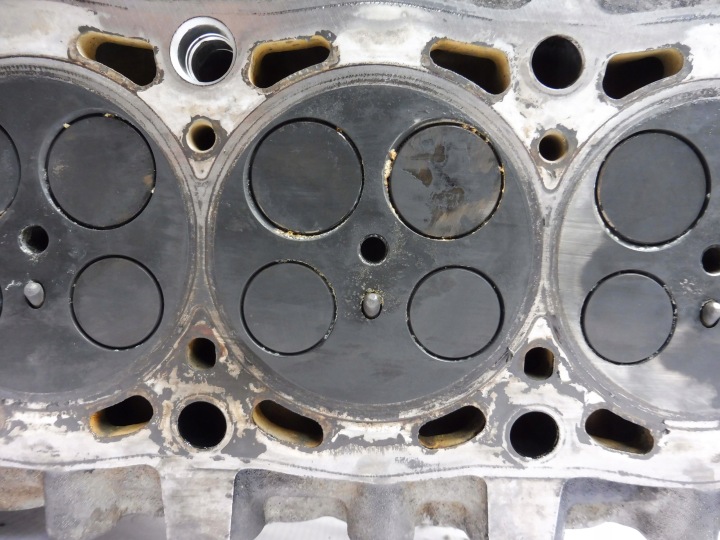 CULASSE PISTONS ARBRES PEUGEOT CITROEN FIAT FORD VOLVO 2.0 HDI RHR