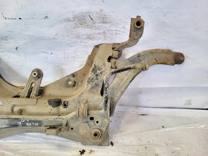 BERCEAU CHÂSSIS CHÂSSIS TRAVERSE POUTRE MOTEUR NISSAN MICRA 3 III (K12) 1.2 16V