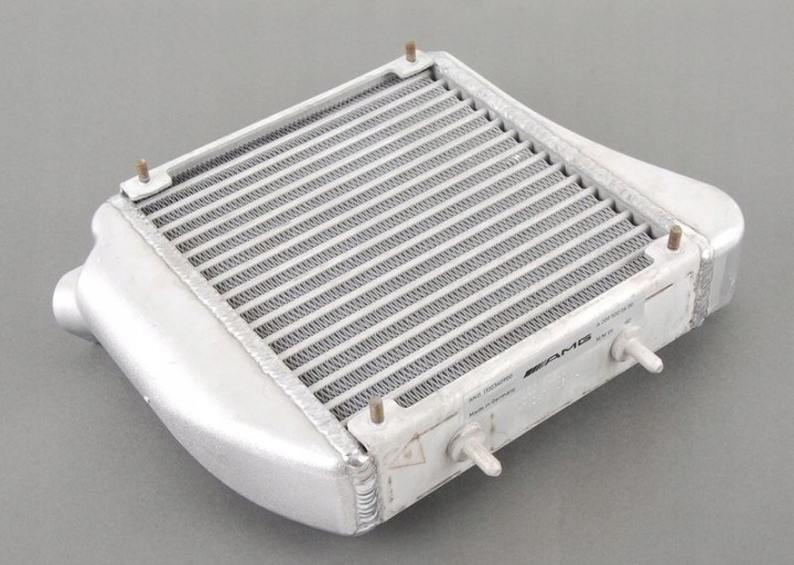 RADIATOR MERCEDES A209 C204 C209 C219 R230 S204 S211