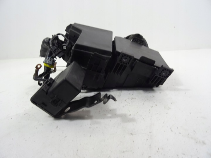 NISSAN QASHQAI J10 1.5 DCI BOÎTE FUSIBLES 24382JD00B 284B7JD000