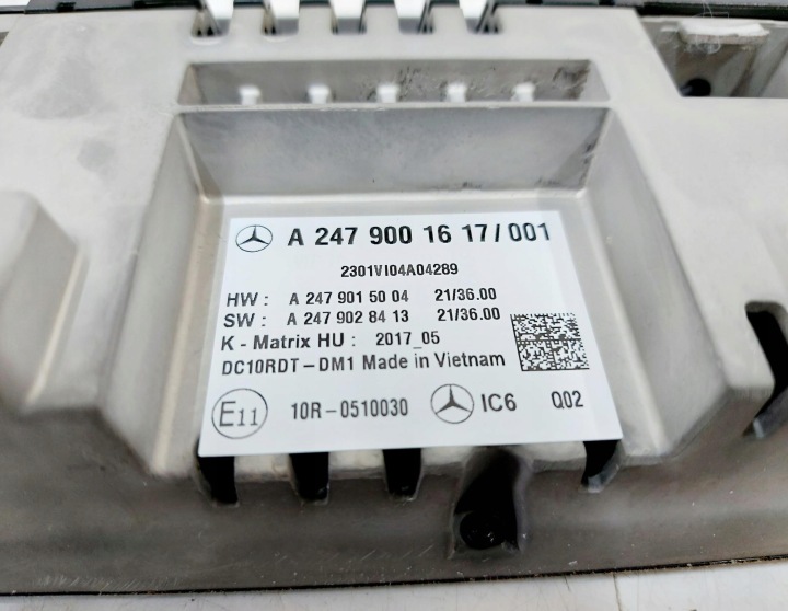 MERCEDES EQC N293 W293 23R. MONITEUR ÉCRAN NAVIGATION COMPTEUR A2479001617