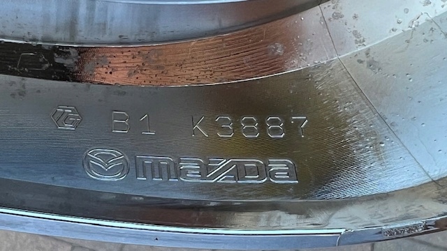 MAZDA CX5 CX30 CX-30 19R CHROME PARE-CHOCS DROIT DFR5-507J1 DFR7-50041 B1K3887