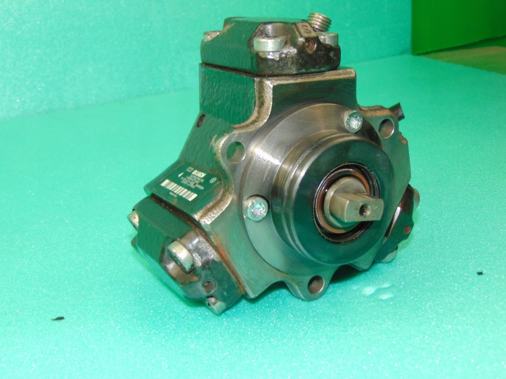 BOSCH 0 986 437 020 POMPE HAUTE PRESSION