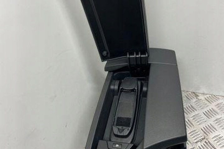CONSOLE COCKPIT BMW 5 TOURING (E61) 7034086 3.5L DIESEL 200KW 2006