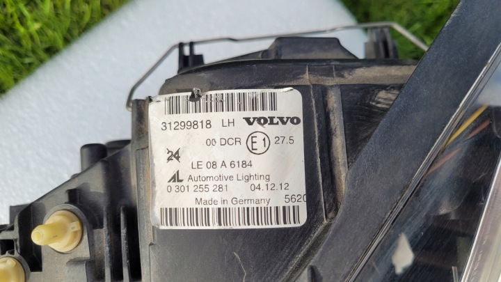 PHARE DROITE GAUCHE AVANT AVANT VOLVO C30 LIFT 10-12 PROJECTEUR GAUCHE DROIT