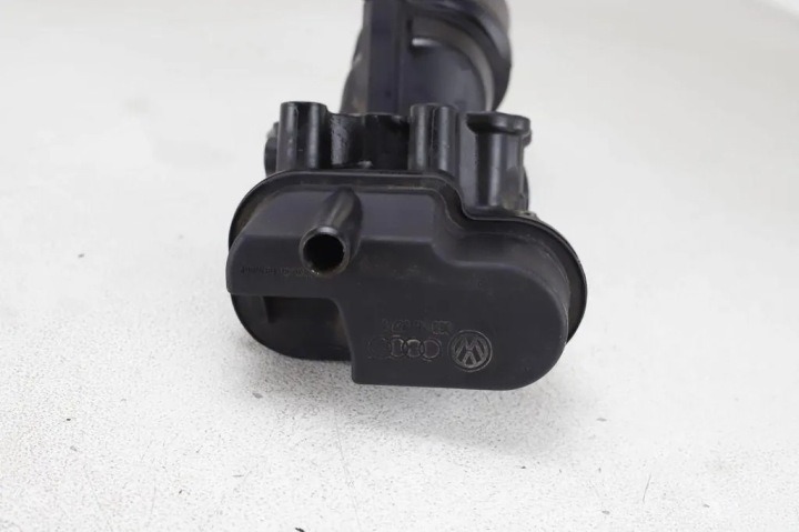FIXATION FILTRE HUILES VW PASSAT B6 (3C2) 06D115397G 2.0L GASOLINE 110KW