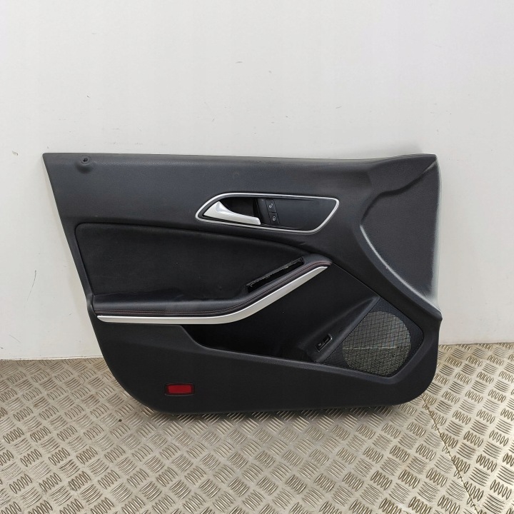 MERCEDES-BENZ CLA C117 X117 W117 2013 GARNITURE ENSEMBLE