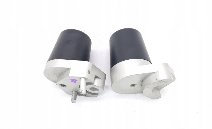 YAMAHA YZF-R1 RN12 04-06 TAMPONS DE PROTECTION