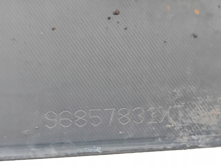 PEUGEOT 3008 2015A MOULURE SEUIL CHROME GAUCHE 96857831XT