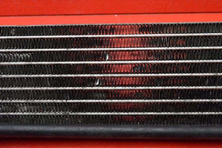 RADIATEUR HUILES 7P0317019 PORSCHE CAYENNE 2 II 92A 7P5 3.0 TDI 245 KM 10-14