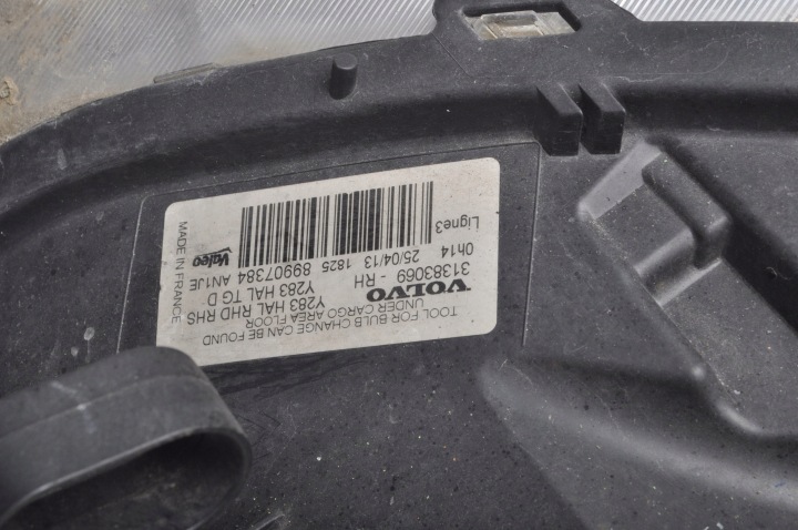 VOLVO S60 II V60 PHARE DROITE AVANT DROIT AVANT UK 31383069