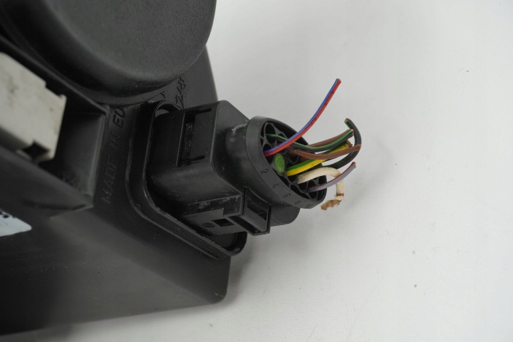 PHARE AVANT DROITE SEAT LEON II LIFT 5P1941034B