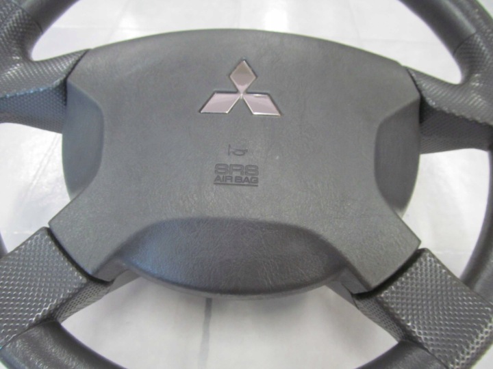 MITSUBISHI SPACE STAR LIFT VOLANT COUSSIN 02/05