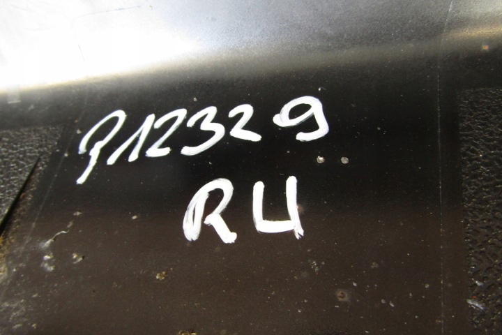 MOULURE SEUIL DROITE KIA PICANTO 5D GT LINE 17-
