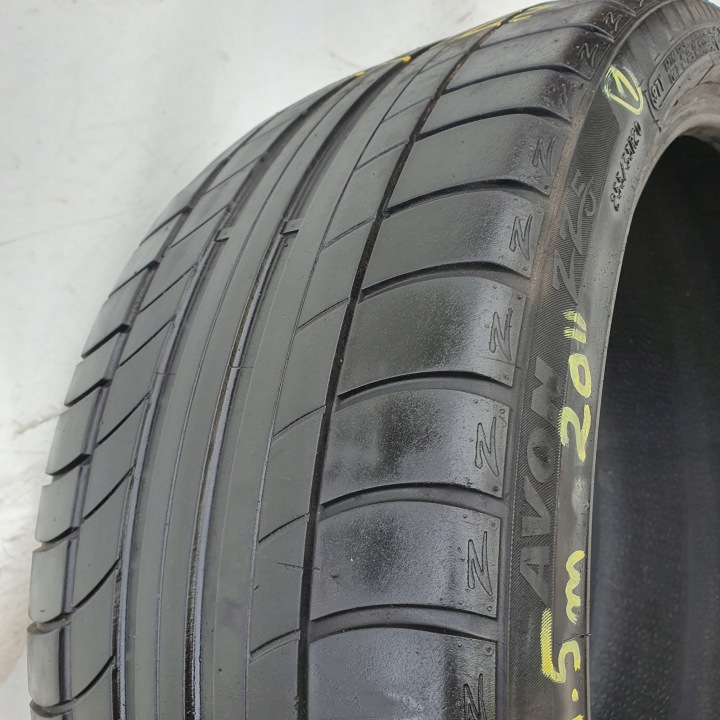 PNEU AVON 255/35 R20